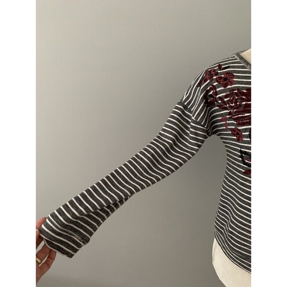 Altar’d State Cropped 3/4 Sleeve Sweatshirt Gray White Stripes embroidered Small - Picture 3 of 9